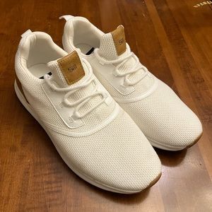 Steve Madden Jogger Cloth Fashion Sneaker